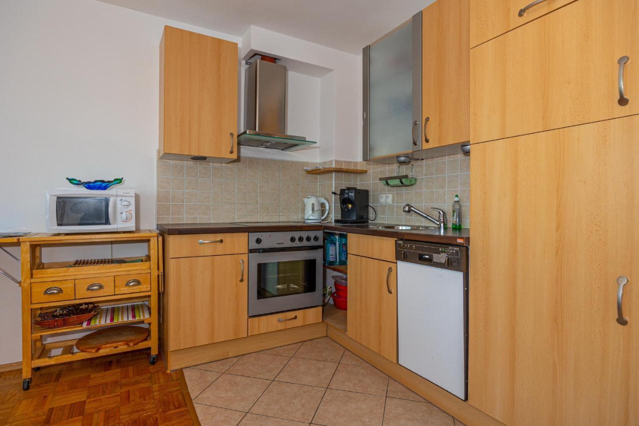 Apartment Svjetlana Dramalj Ngoại thất bức ảnh