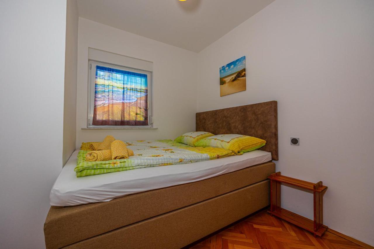 Apartment Svjetlana Dramalj Ngoại thất bức ảnh