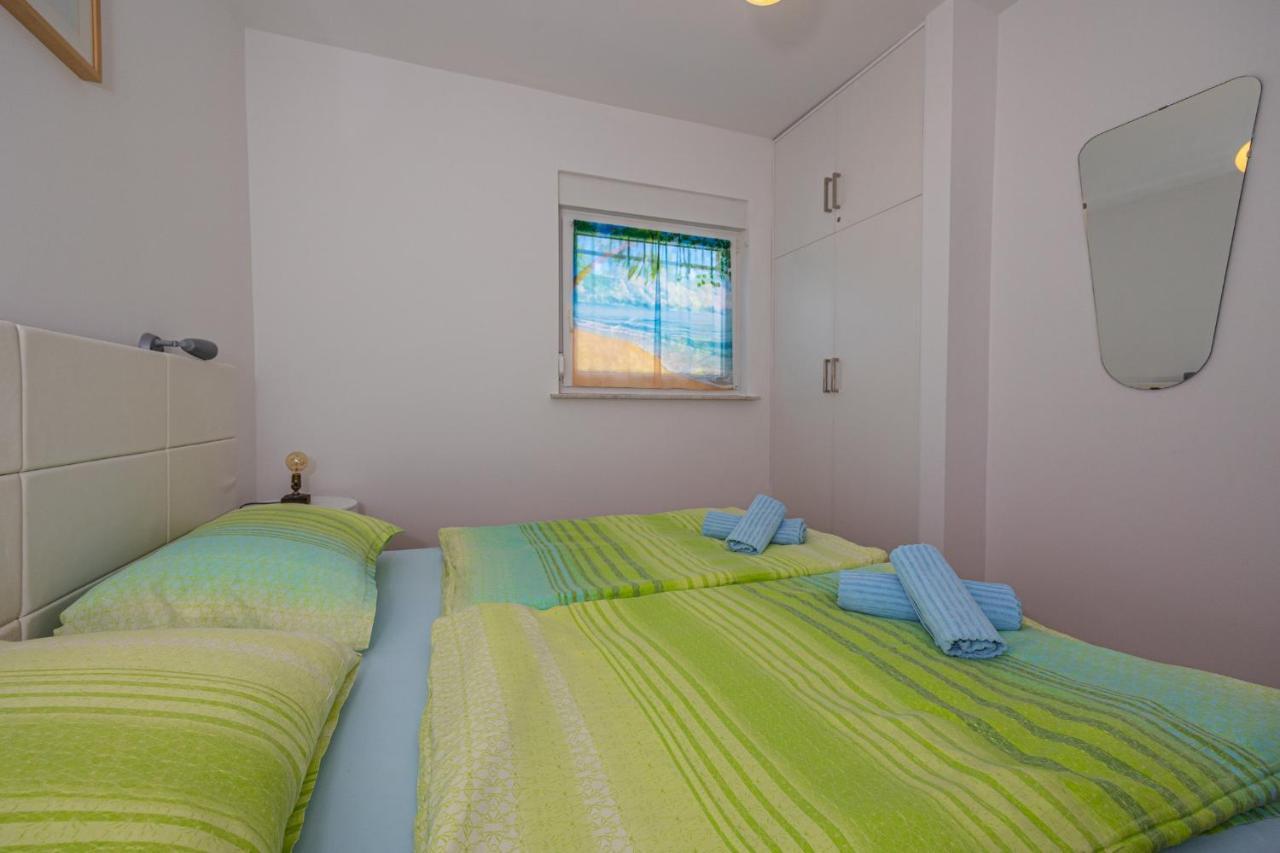 Apartment Svjetlana Dramalj Ngoại thất bức ảnh