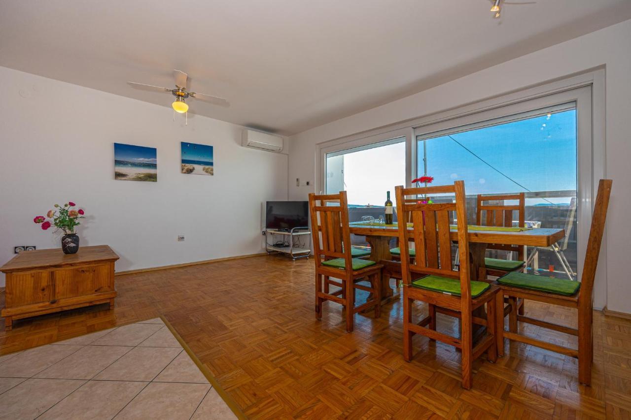 Apartment Svjetlana Dramalj Ngoại thất bức ảnh